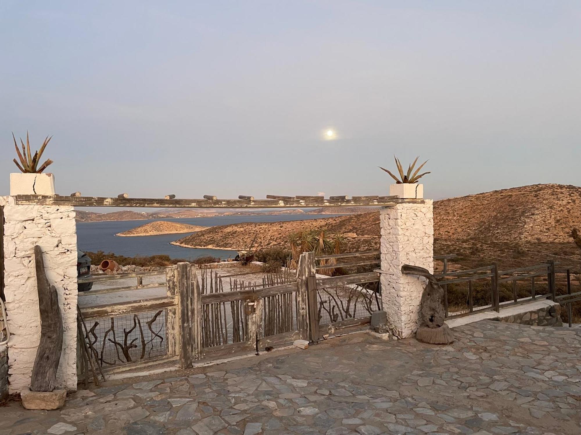 Villa Zografos 伊拉克利亚岛 外观 照片